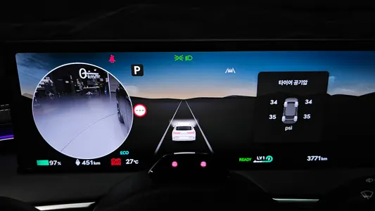 Genesis GV70 e-AWD 2026 8