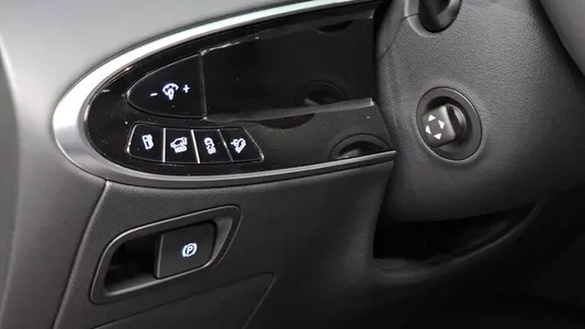 Genesis GV70 e-AWD 2026 13