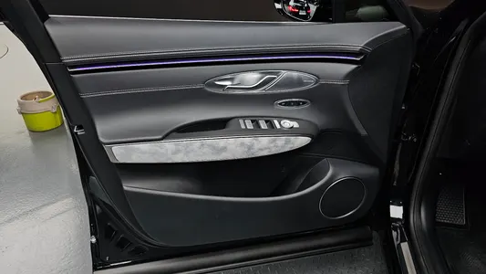Genesis GV70 e-AWD 2026 24