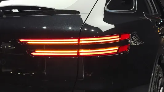 Genesis GV70 e-AWD 2026 23
