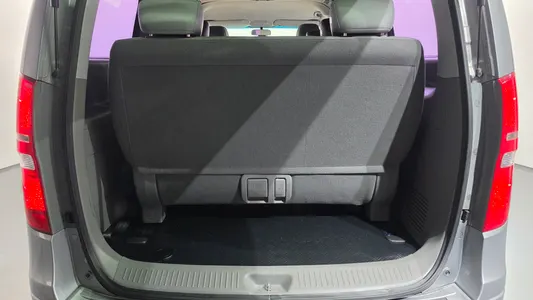 Hyundai Grand Starex 11 2015 20