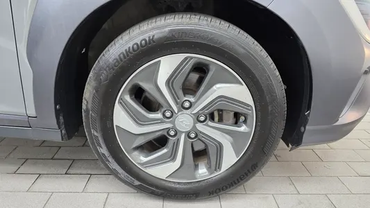 Hyundai 코나 하이브리드 2022 21
