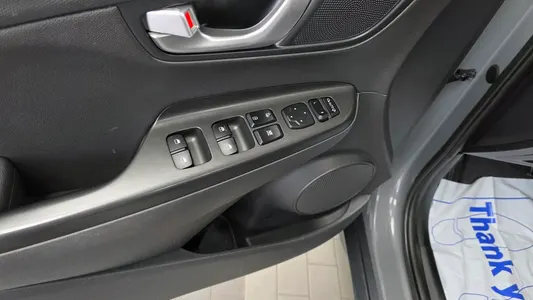 Hyundai 코나 하이브리드 2022 27