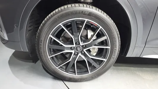 Audi Q5 (FY) 45 TFSI 2024 5