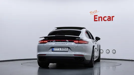 Porsche (971) 4.0 2017 4