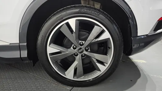 Audi Q4 e- (F4) 40 2023 21
