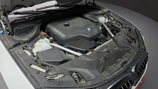 BMW 5 Series (G30) 530i xDrive M 2022 6