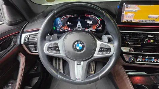 BMW 5 Series (G30) 530i xDrive M 2022 16