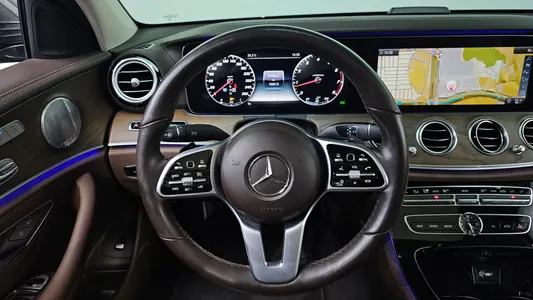 Mercedes-Benz E-Class W213 E300 4MATIC 2019 13
