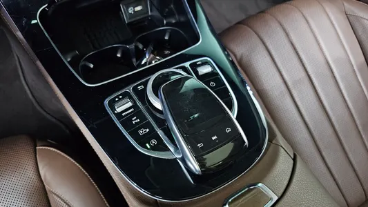 Mercedes-Benz E-Class W213 E300 4MATIC 2019 17
