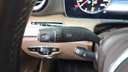 Mercedes-Benz E-Class W213 E300 4MATIC 2019 28