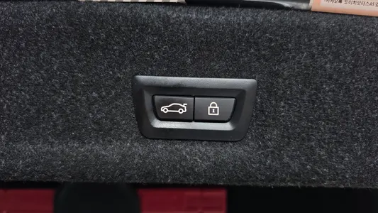BMW 3 Series (G20) 320i M 2021 19