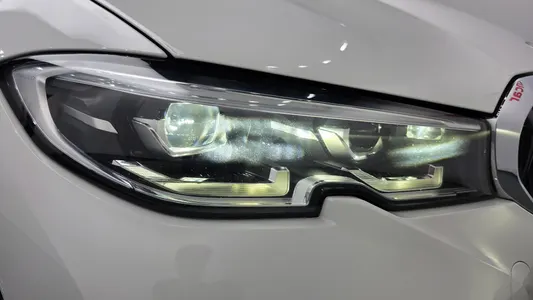 BMW 3 Series (G20) 320i M 2021 22