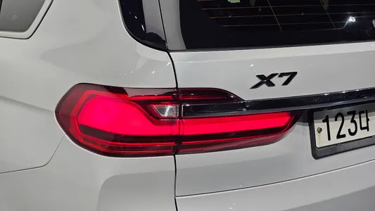 BMW X7 (G07) xDrive 40i 7 2020 23