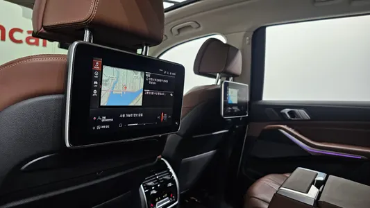 BMW X7 (G07) xDrive 40i 7 2020 36
