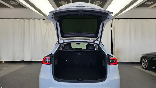 Tesla Y AWD 2022 20
