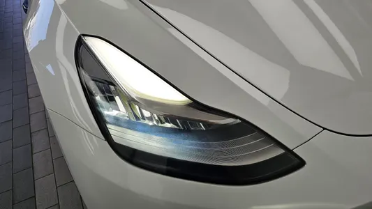 Tesla Y AWD 2022 22