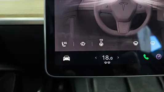Tesla Y AWD 2022 30