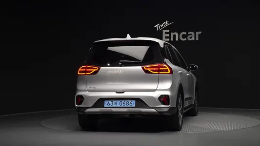 Kia 니로 플러스 2022 4