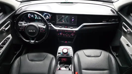 Kia 니로 플러스 2022 7