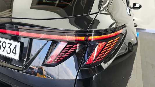 Hyundai (NX4) N Line 2WD 2021 23