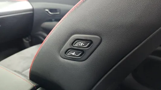 Hyundai (NX4) N Line 2WD 2021 28