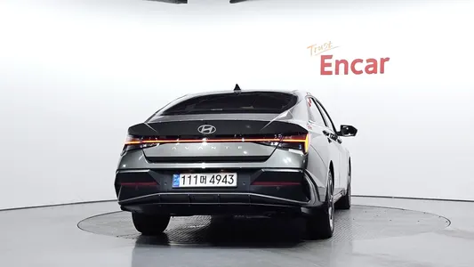 Hyundai (CN7) 2023 4
