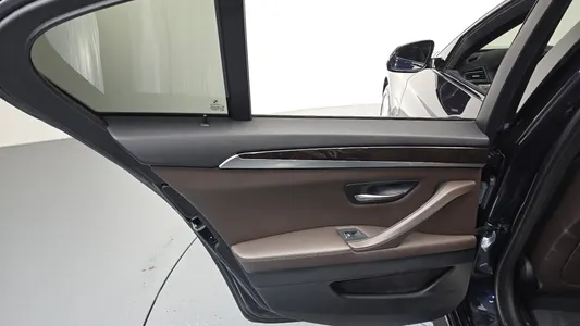 BMW 5 Series (F10) 528i xDrive M 2016 25