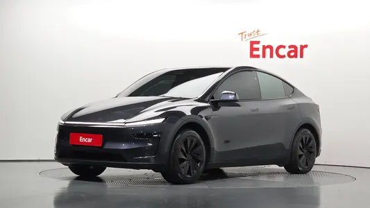 Tesla Y RWD 2025