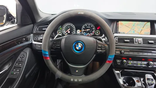 BMW 5 Series (F10) 528i M 2016 12