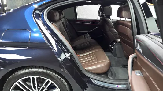 BMW 5 Series (G30) 530i xDrive M 2019 11