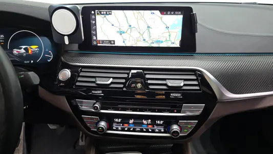 BMW 5 Series (G30) 530i xDrive M 2019 14