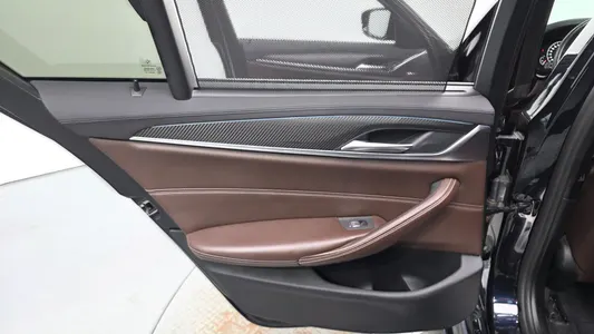 BMW 5 Series (G30) 530i xDrive M 2019 25