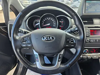 Kia 프라이드 1.6 GDI 2014 13