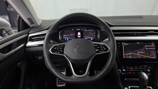 Volkswagen 아테온 2.0 TDI 2022 13