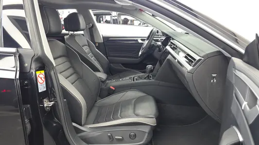 Volkswagen 아테온 2.0 TDI 2022 26