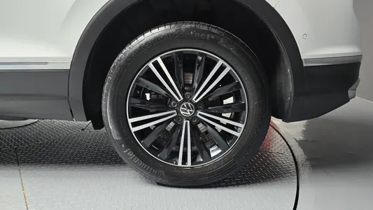 Volkswagen 2 2.0 TDI 4 2021 21