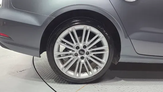 Audi A3 40 TFSI 2018 5