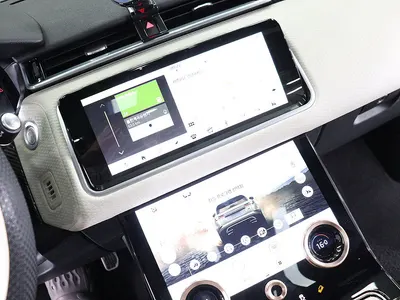 Land Rover 레인지로버 벨라 3.0 D300 R- SE 2017 7
