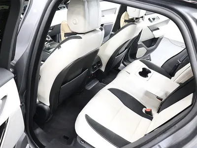 Land Rover 레인지로버 벨라 3.0 D300 R- SE 2017 20