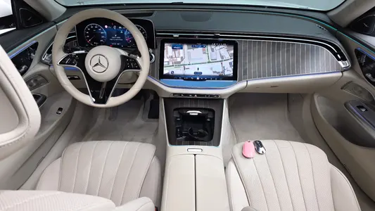 Mercedes-Benz E-Class W214 E300 4MATIC 2024 6