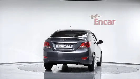 Hyundai () 1.6 GDI 2013 4