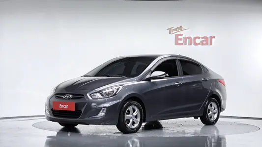 Hyundai () 1.6 GDI 2013