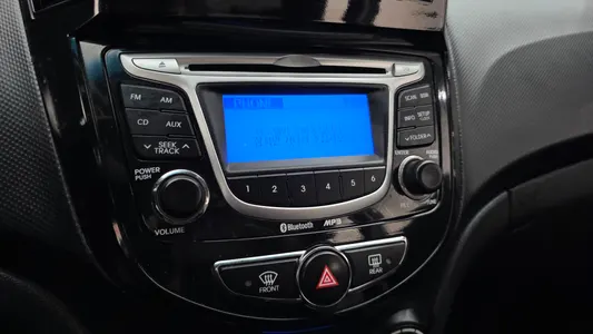 Hyundai () 1.6 GDI 2013 16