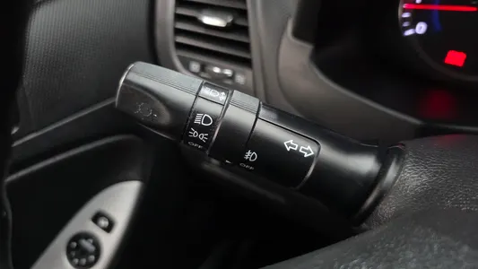Hyundai () 1.6 GDI 2013 28