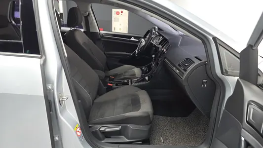 Volkswagen 7 2.0 TDI 2013 10