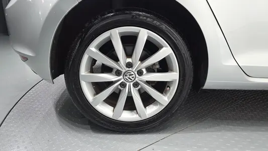 Volkswagen 7 2.0 TDI 2013 21