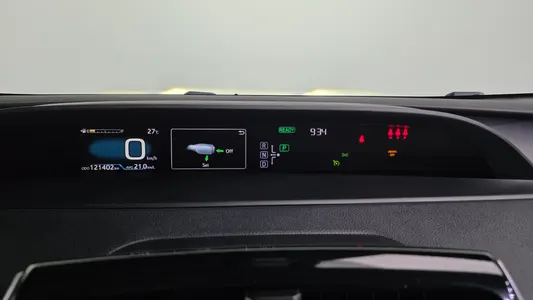 Toyota 4 1.8 E 2017 8