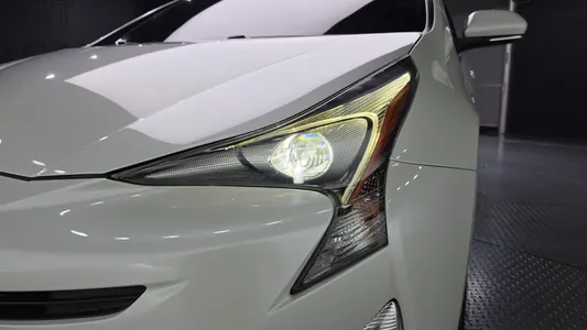 Toyota 4 1.8 E 2017 22