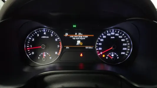 Kia K3 2 1.6 2023 8